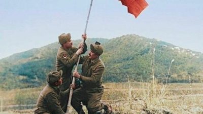 Türk bayrağı bir sembol değildir yalnızca; bir milletin tarih boyunca