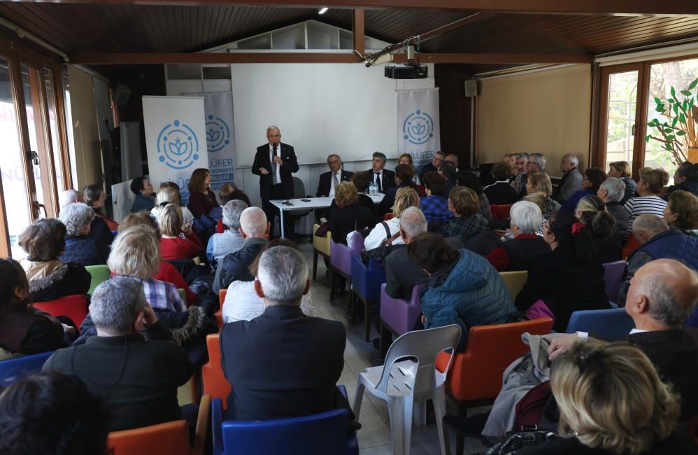 Başkan Şadi Özdemir emeklilerle bir araya geldi Nilüfer Belediye Başkanı Şadi Özdemir, Nilüfer Kent Konseyi Emekliler Meclisi