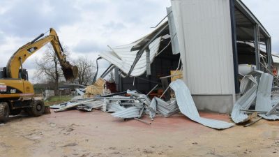 Nilüfer Belediyesi, kaçak yapılaşmayla mücadelesini kararlılıkla sürdürüyor. Belediye ekipleri son