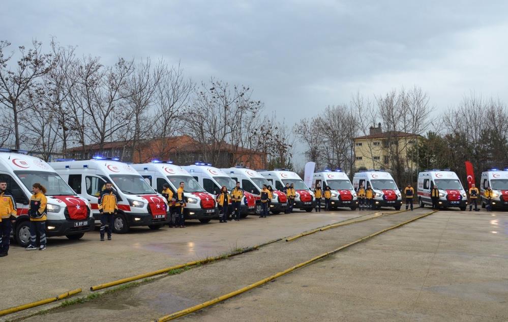 Bursa’ya 17 yeni 112 acil ambulansı Bursa’da acil sağlık hizmetlerinin kalitesini artırmak ve müdahale kapasitesini