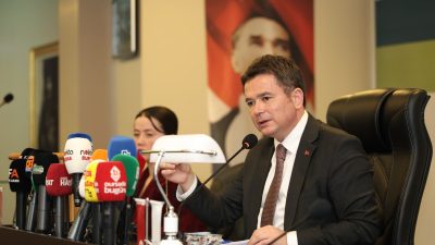 Osmangazi Belediyesi, 2026 yılının ilk meclis toplantısını Osmangazi Belediye Başkanı