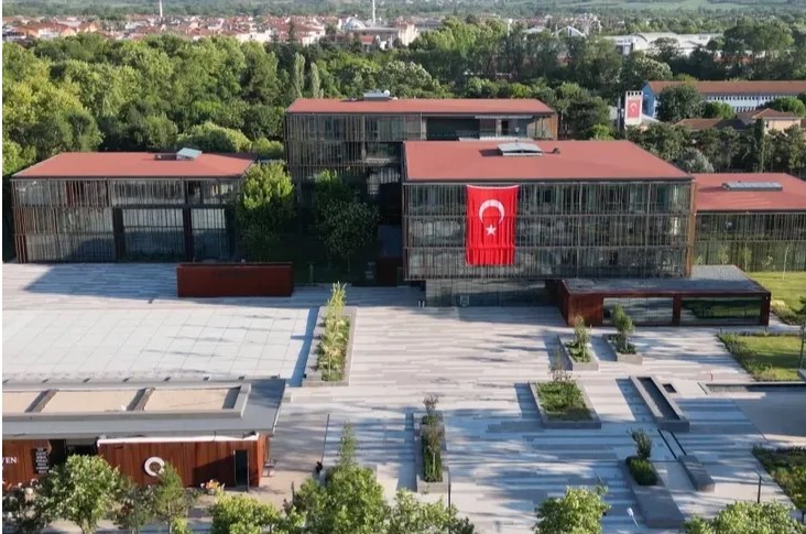 İnegöl’de ara tatil çocuklar için şölene dönüşüyor İnegöl Belediyesi, 2026 yılı ara tatilinde çocukların hem eğlenip hem