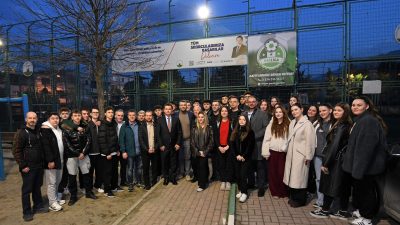 Osmangazi Belediye Başkanı Erkan Aydın, halk dansları aracılığıyla köklü gelenekleri