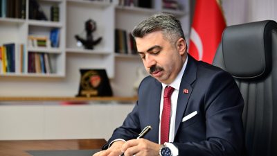 Yıldırım Belediyesi, ‘Beylikten Cihan Devleti’ne’ temasıyla başlattığı 2025-2026 Kültür Sanat