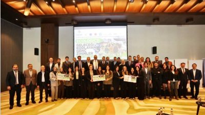 Bursa Teknik Üniversitesi (BTÜ) öğrencilerinin, Burkay Tekstil’in jet boya makinelerindeki