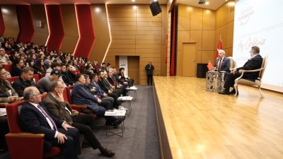 Nilüfer Belediye Başkanı Şadi Özdemir, Mudanya Üniversitesi tarafından düzenlenen “Tecrübe