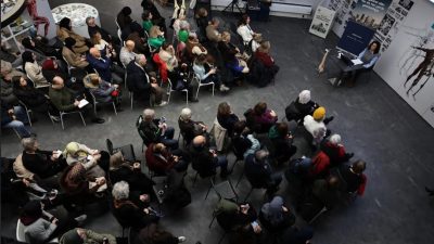 Nilüfer Belediyesi’nin düzenlediği “Kemik Erimesi ve Beslenme” başlıklı söyleşide konuşan