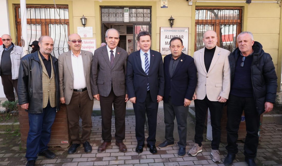 Başkan Aydın mahalleleri geziyor, sorunlar çözülüyor Göreve geldiği günden bu yana Osmangazi’yi mahalle mahalle gezerek vatandaşların