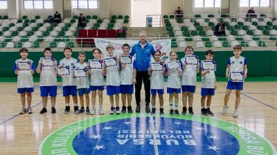  Bursa Büyükşehir Belediyesi tarafından düzenlenen Kış Spor Okulları’nda altınca