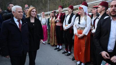  Bursa Büyükşehir Belediyesi’nin kardeş şehir Saraybosna’da düzenlediği iftar programı,