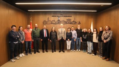 Erasmus projesi kapsamında İnegöl Halk Eğitim Merkezi’nin misafiri olarak İspanya’dan