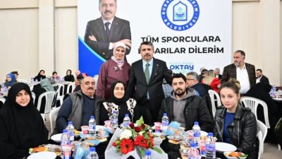 Yıldırım Belediye Başkanı Oktay Yılmaz, Ramazan etkinlikleri kapsamında şehit yakınları