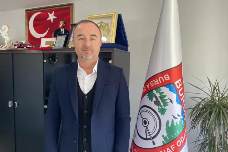 Bursa Şoförler ve Otomobilciler Odası Başkanı Ahmet Çakır, mühürlü ve